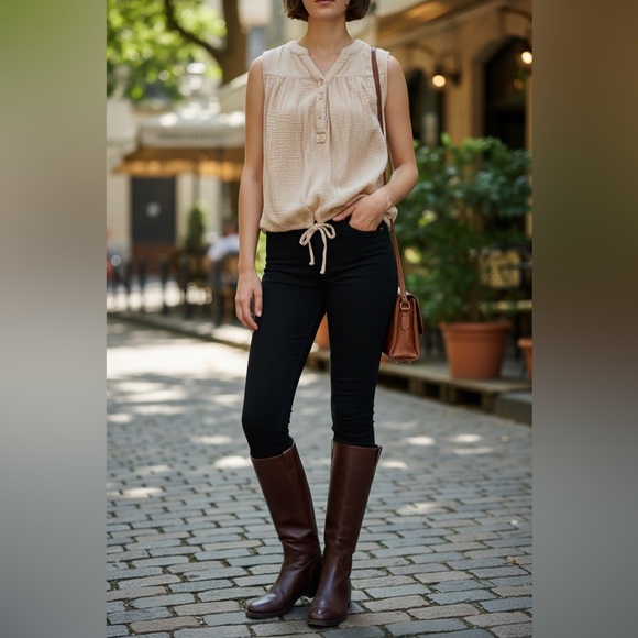 Young Fabulous & Broke Tops - Young, Fabulous & Broke Textured Gauze Tie-Hem Top